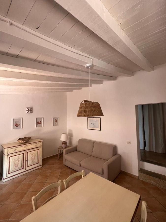 Appartamento Il Paguro A Cala Francese ลามัดดาเลนา ภายนอก รูปภาพ